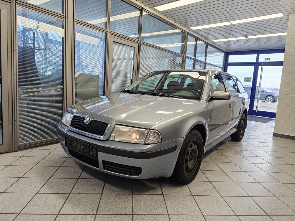 Skoda Octavia Combi  für nur 1.900,- € bei Hoffmann Automobile in Wolfsburg kaufen und sofort mitnehmen