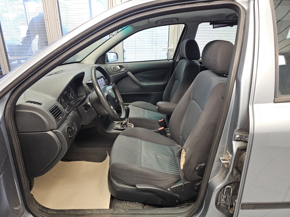 Skoda Octavia Combi  bei Hoffmann Automobile in Wolfsburg kaufen und sofort mitnehmen - Bild 15