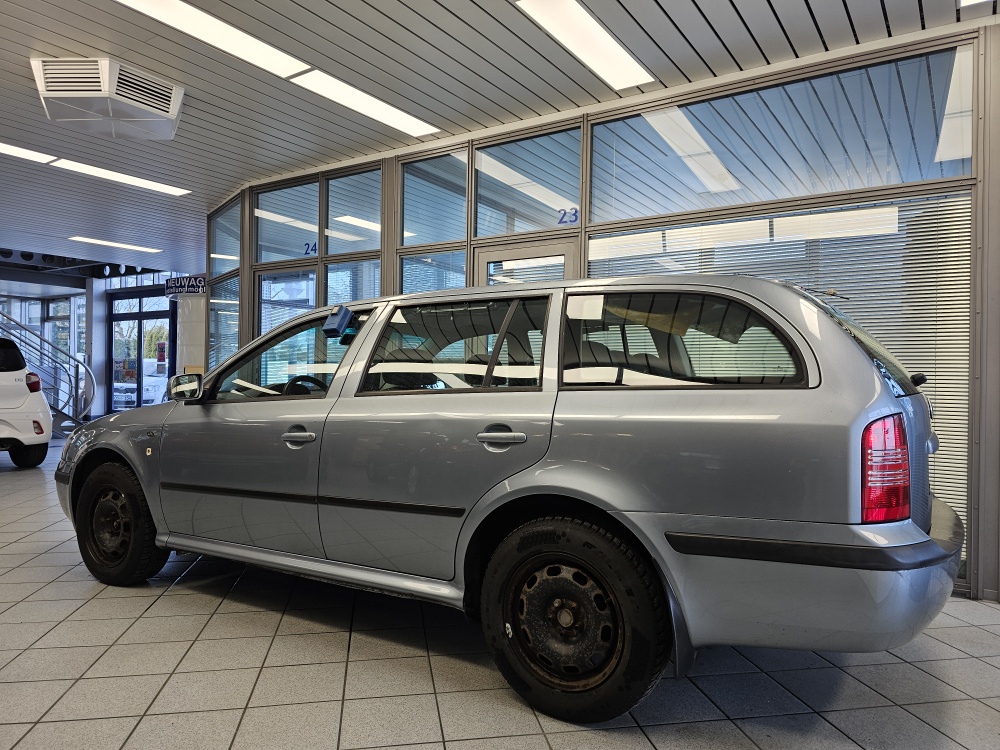 Skoda Octavia Combi  bei Hoffmann Automobile in Wolfsburg kaufen und sofort mitnehmen - Bild 17