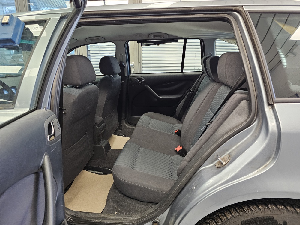 Skoda Octavia Combi  bei Hoffmann Automobile in Wolfsburg kaufen und sofort mitnehmen - Bild 6