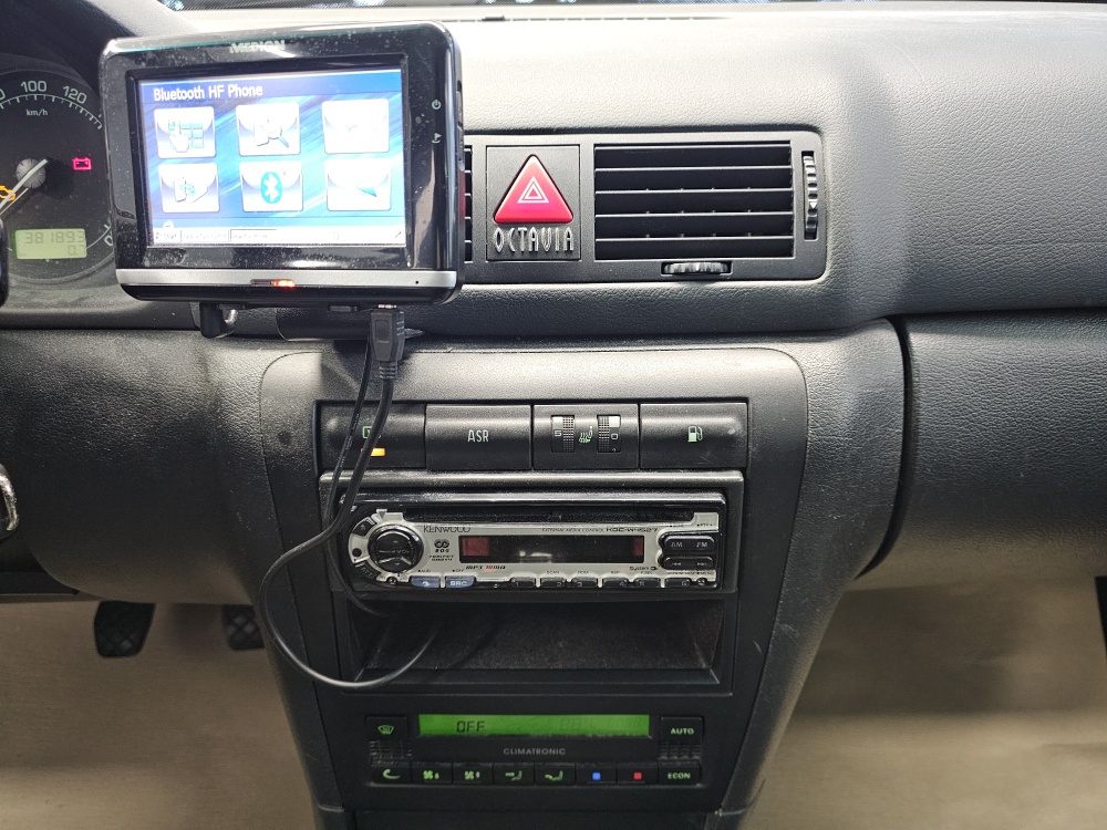 Skoda Octavia Combi  bei Hoffmann Automobile in Wolfsburg kaufen und sofort mitnehmen - Bild 9