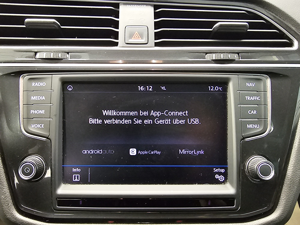 VW Tiguan  bei Hoffmann Automobile in Wolfsburg kaufen und sofort mitnehmen - Bild 11