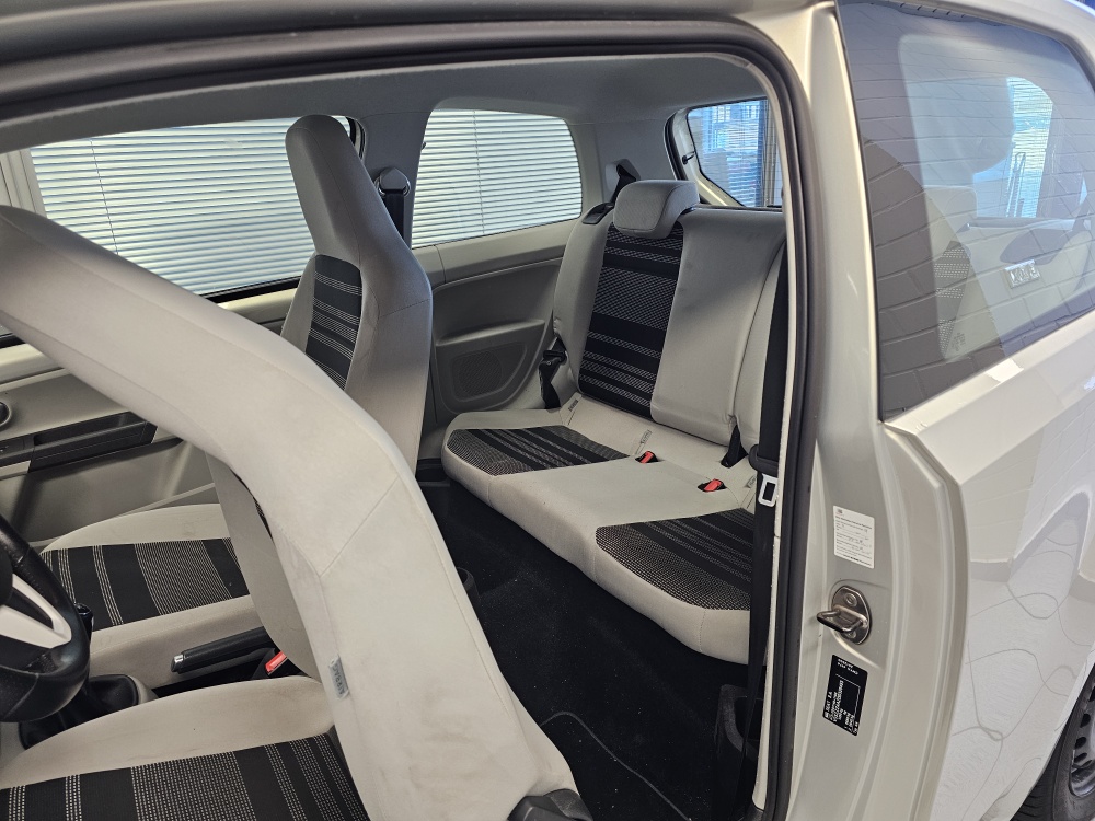 Seat Mii  bei Hoffmann Automobile in Wolfsburg kaufen und sofort mitnehmen - Bild 6