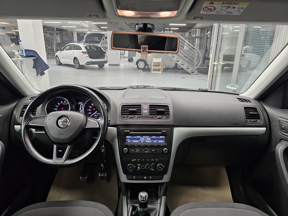 Skoda Yeti  bei Hoffmann Automobile in Wolfsburg kaufen und sofort mitnehmen - Bild 6