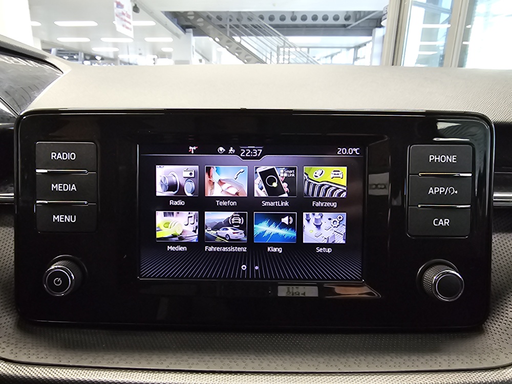 Skoda Fabia  bei Hoffmann Automobile in Wolfsburg kaufen und sofort mitnehmen - Bild 8