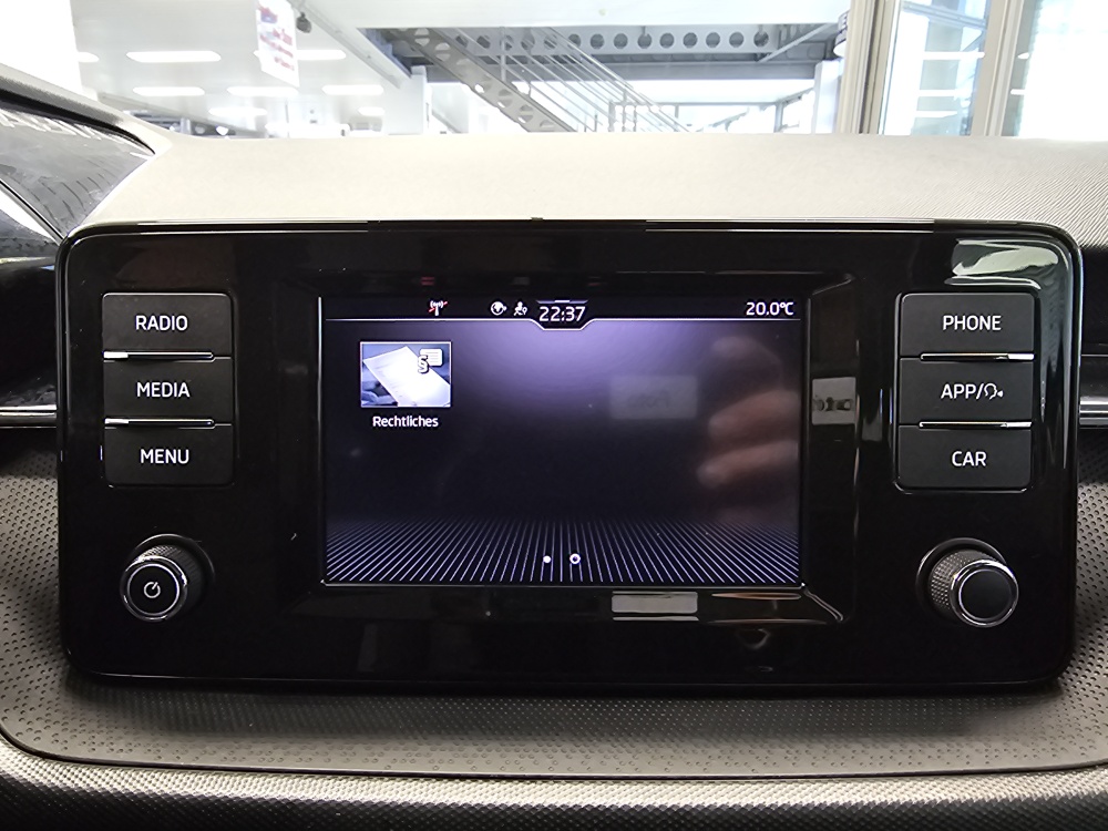 Skoda Fabia  bei Hoffmann Automobile in Wolfsburg kaufen und sofort mitnehmen - Bild 9