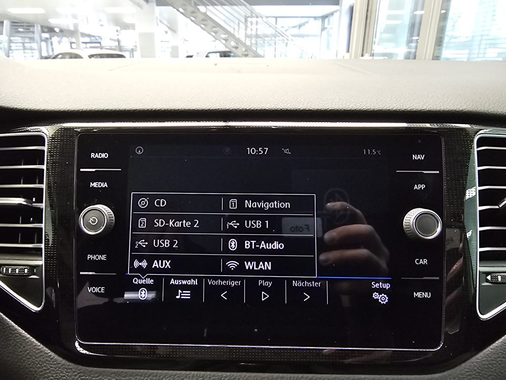 VW Golf Sportsvan  bei Hoffmann Automobile in Wolfsburg kaufen und sofort mitnehmen - Bild 14