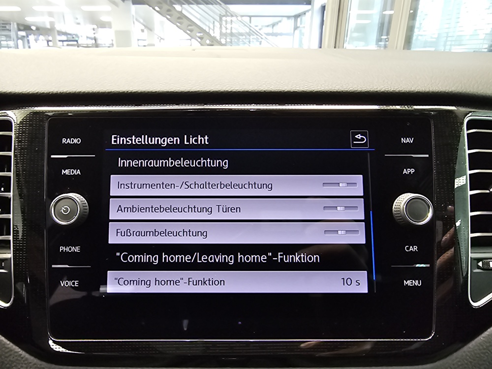 VW Golf Sportsvan  bei Hoffmann Automobile in Wolfsburg kaufen und sofort mitnehmen - Bild 17