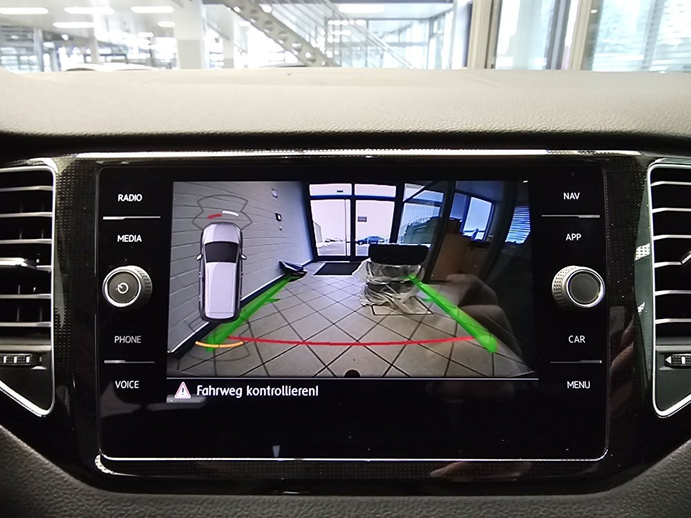 VW Golf Sportsvan  bei Hoffmann Automobile in Wolfsburg kaufen und sofort mitnehmen - Bild 22