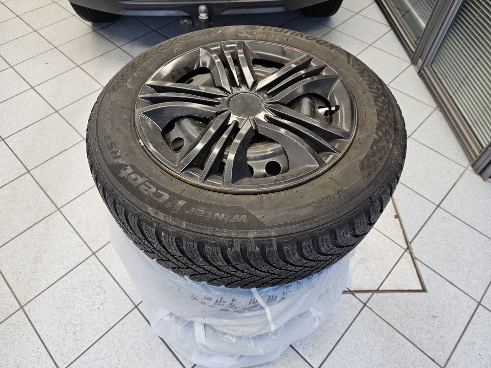 Hyundai Kona  bei Hoffmann Automobile in Wolfsburg kaufen und sofort mitnehmen - Bild 4