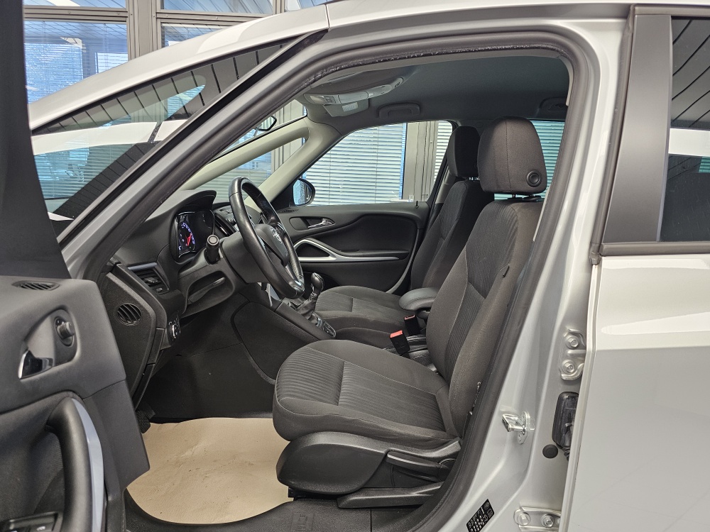 Opel Zafira Tourer  bei Hoffmann Automobile in Wolfsburg kaufen und sofort mitnehmen - Bild 20