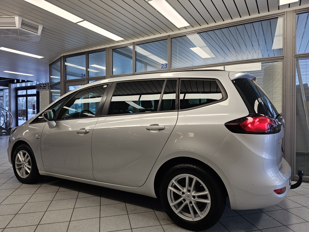 Opel Zafira Tourer  bei Hoffmann Automobile in Wolfsburg kaufen und sofort mitnehmen - Bild 22