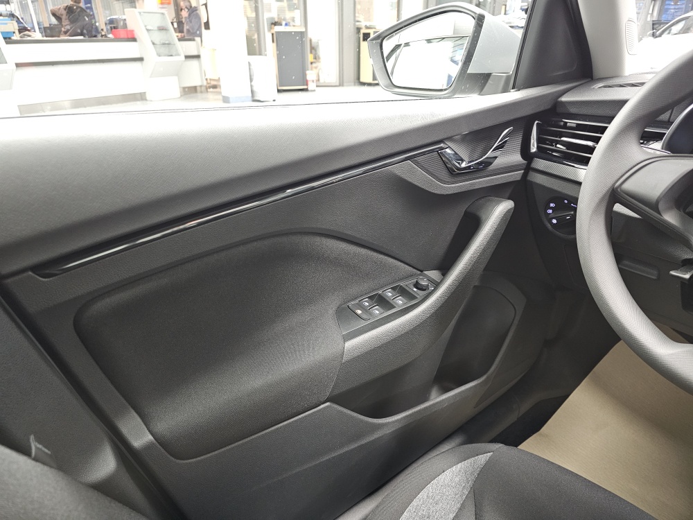 Skoda Scala  bei Hoffmann Automobile in Wolfsburg kaufen und sofort mitnehmen - Bild 16