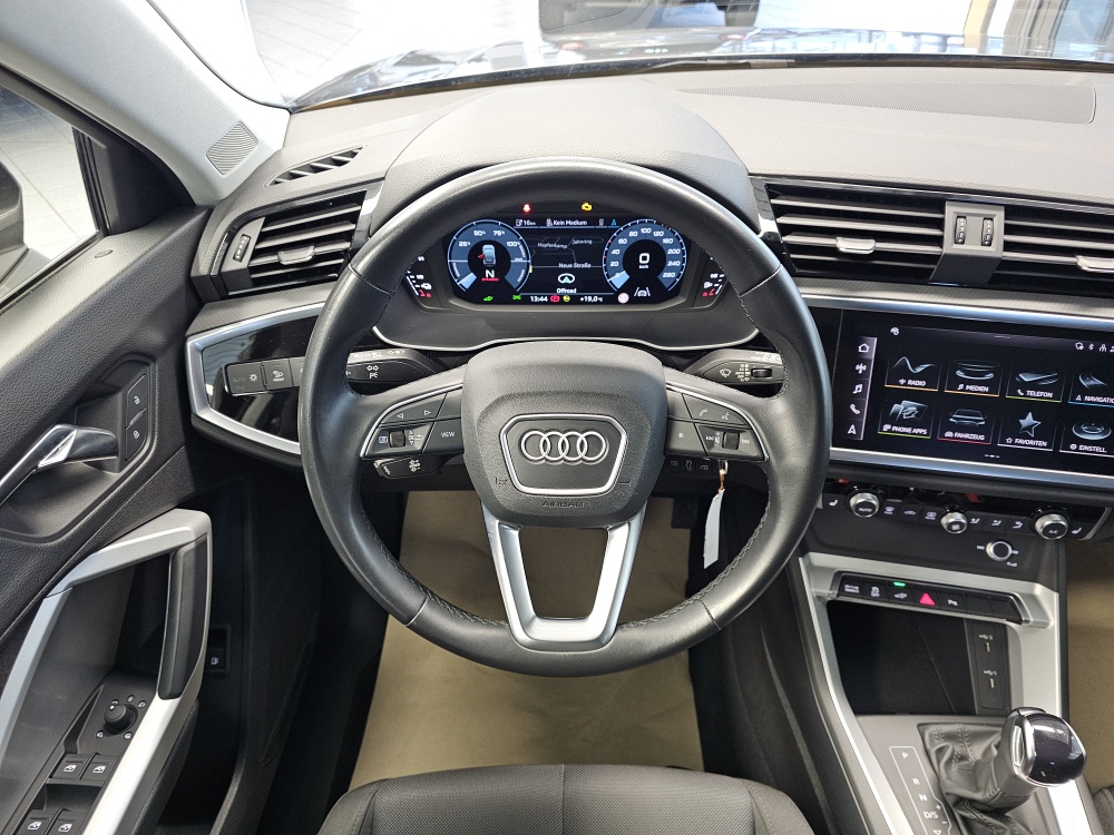 Audi Q3 bei Hoffmann Automobile in Wolfsburg kaufen und sofort mitnehmen - Bild 24