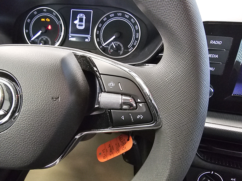 Skoda Fabia  bei Hoffmann Automobile in Wolfsburg kaufen und sofort mitnehmen - Bild 15