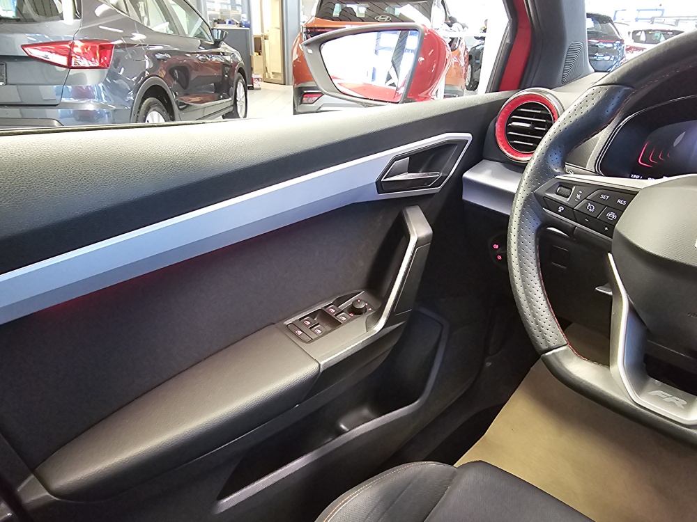 Seat Arona  bei Hoffmann Automobile in Wolfsburg kaufen und sofort mitnehmen - Bild 19