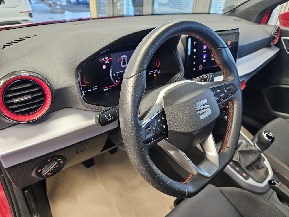 Seat Arona  bei Hoffmann Automobile in Wolfsburg kaufen und sofort mitnehmen - Bild 21