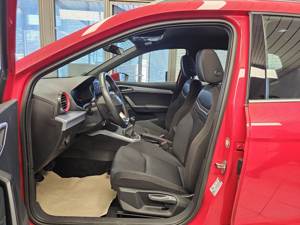 Seat Arona  bei Hoffmann Automobile in Wolfsburg kaufen und sofort mitnehmen - Bild 22
