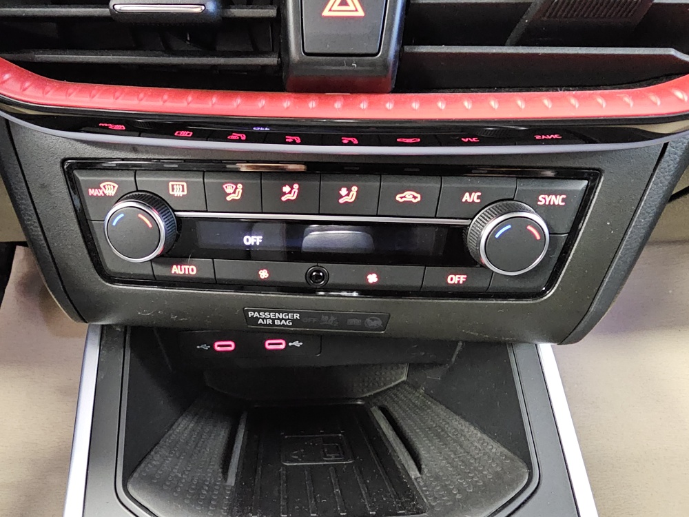 Seat Arona  bei Hoffmann Automobile in Wolfsburg kaufen und sofort mitnehmen - Bild 7