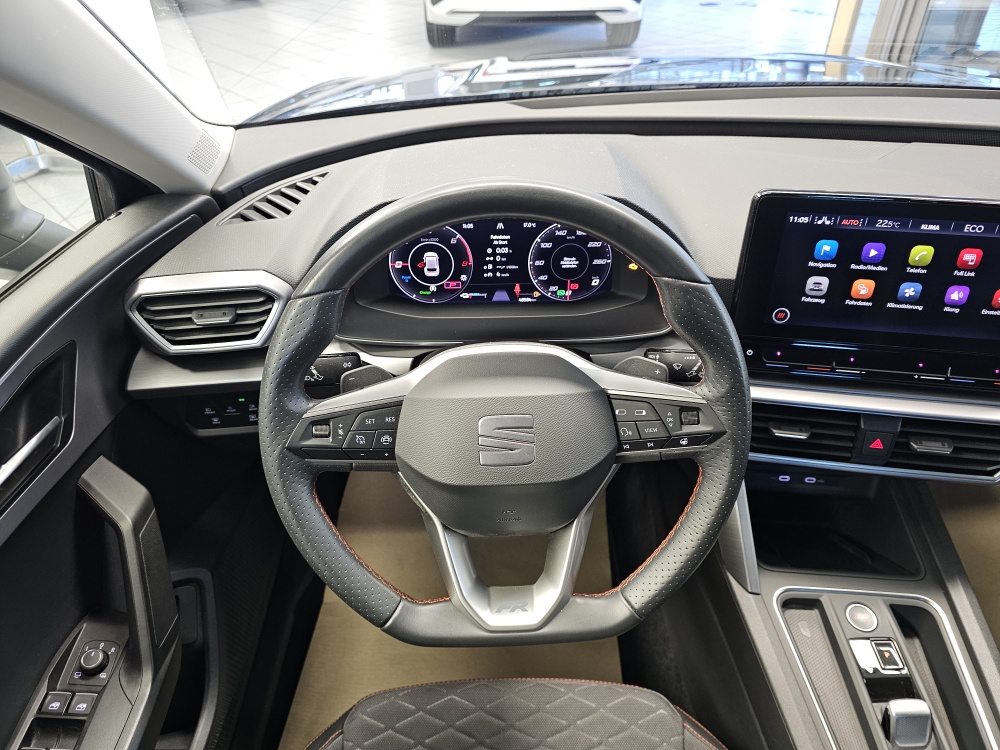 Seat Leon bei Hoffmann Automobile in Wolfsburg kaufen und sofort mitnehmen - Bild 23