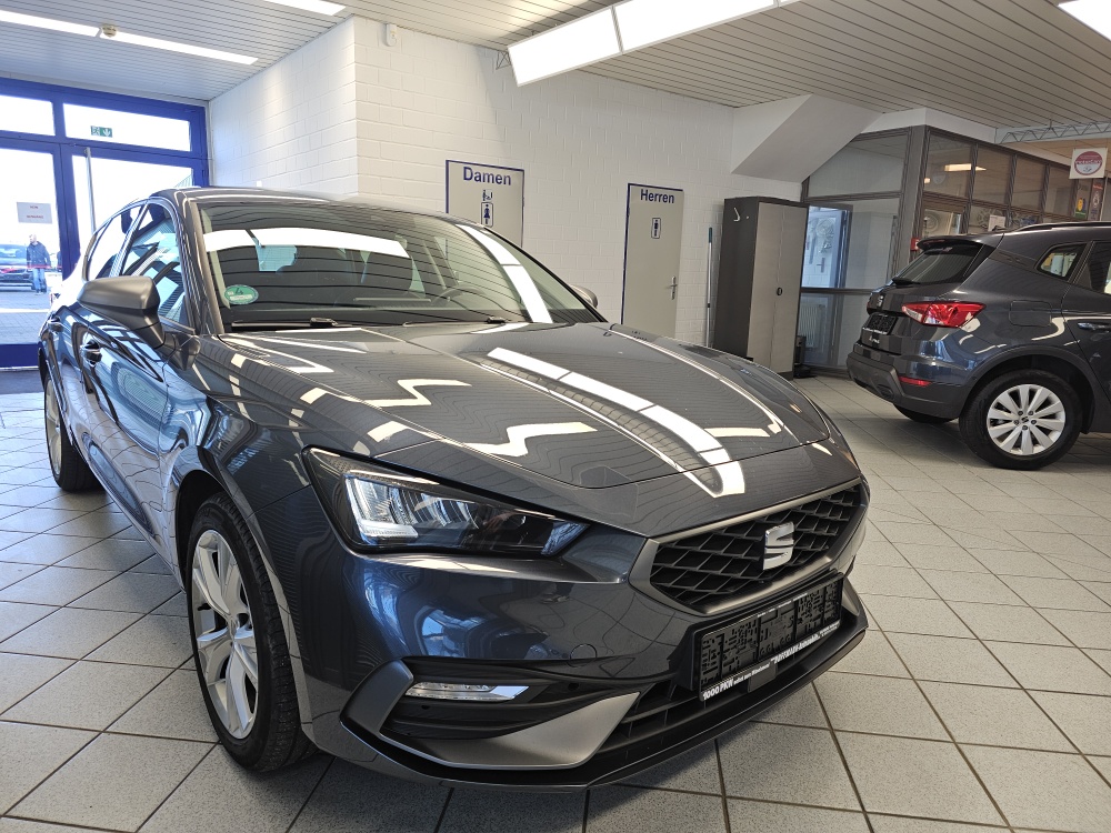 Seat Leon bei Hoffmann Automobile in Wolfsburg kaufen und sofort mitnehmen - Bild 30