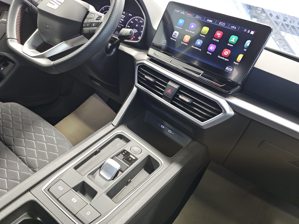 Seat Leon bei Hoffmann Automobile in Wolfsburg kaufen und sofort mitnehmen - Bild 8