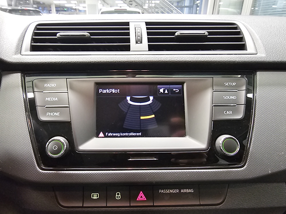 Skoda Fabia  bei Hoffmann Automobile in Wolfsburg kaufen und sofort mitnehmen - Bild 12