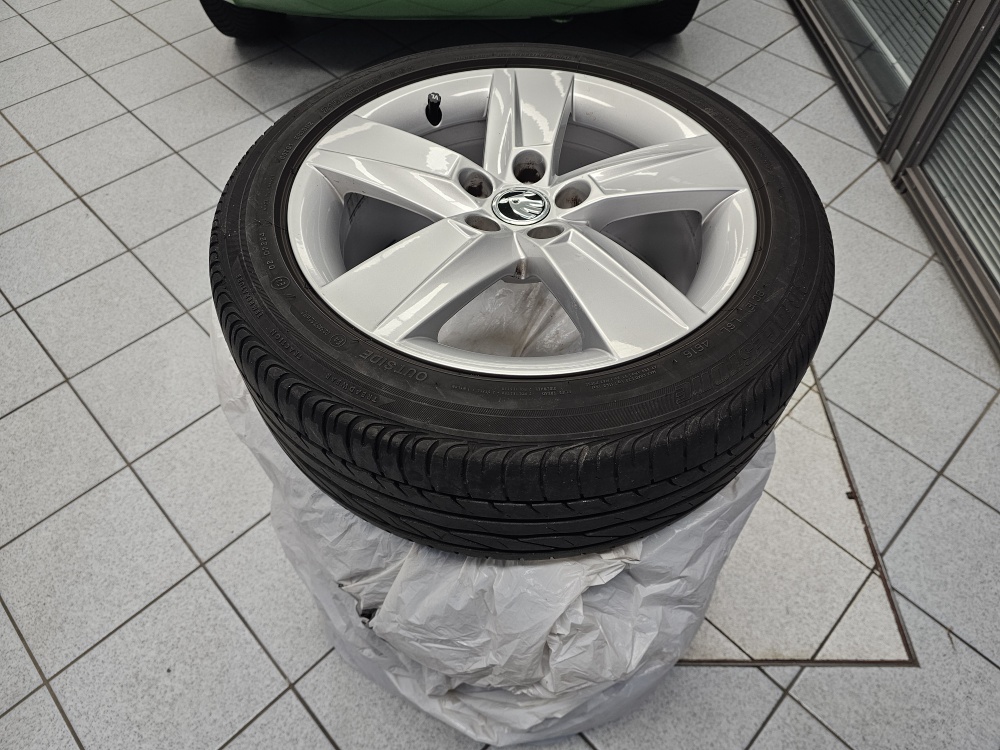 Skoda Fabia  bei Hoffmann Automobile in Wolfsburg kaufen und sofort mitnehmen - Bild 3