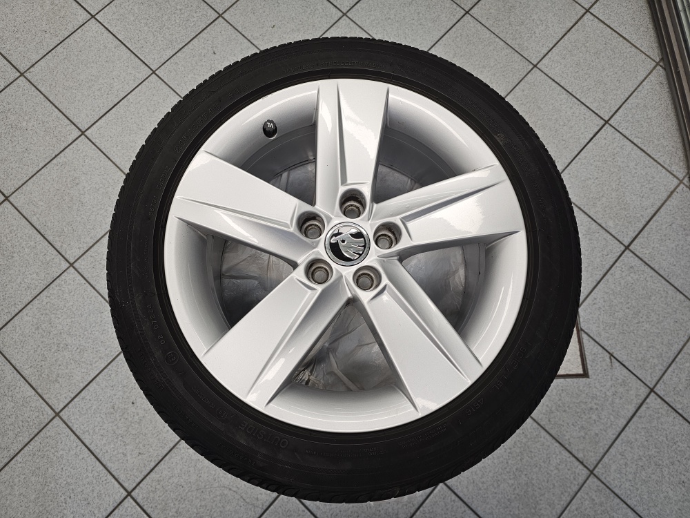 Skoda Fabia  bei Hoffmann Automobile in Wolfsburg kaufen und sofort mitnehmen - Bild 4