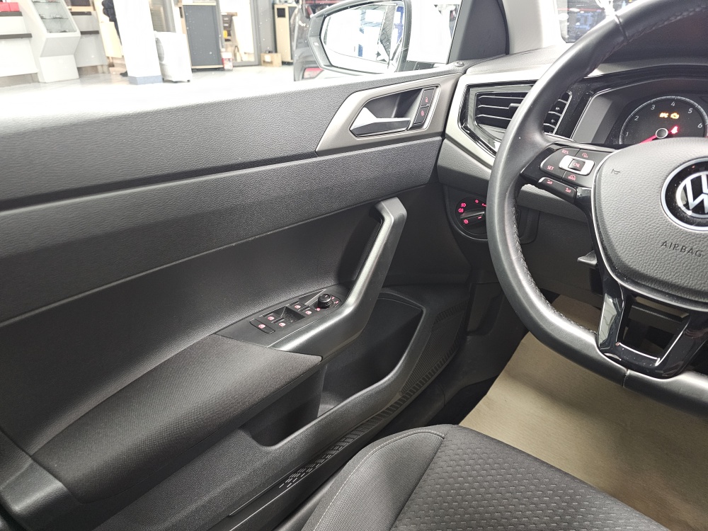 VW Polo  bei Hoffmann Automobile in Wolfsburg kaufen und sofort mitnehmen - Bild 18