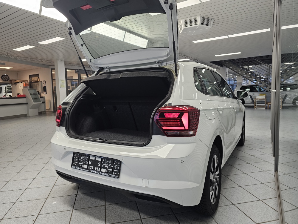 VW Polo  bei Hoffmann Automobile in Wolfsburg kaufen und sofort mitnehmen - Bild 2