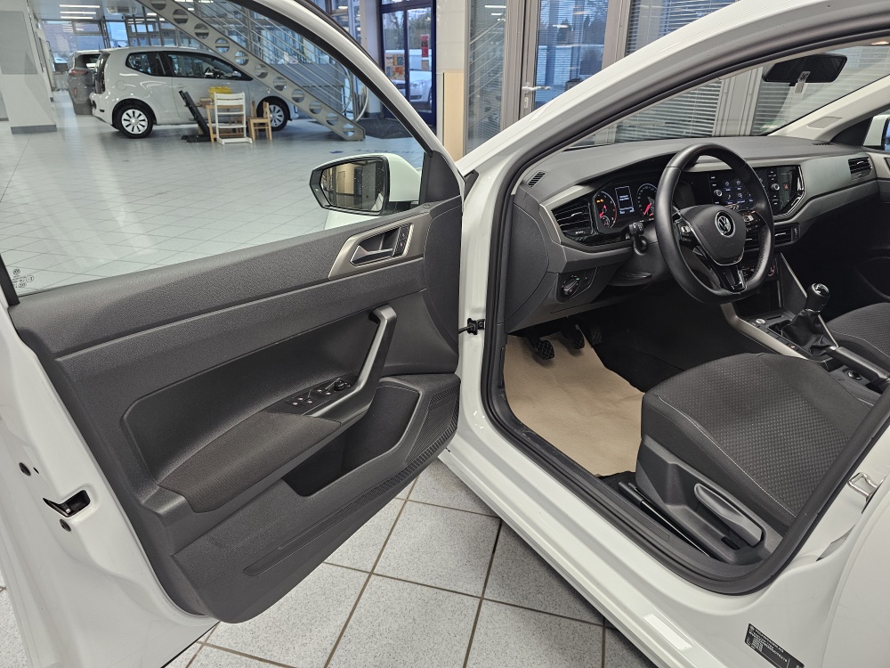 VW Polo  bei Hoffmann Automobile in Wolfsburg kaufen und sofort mitnehmen - Bild 22