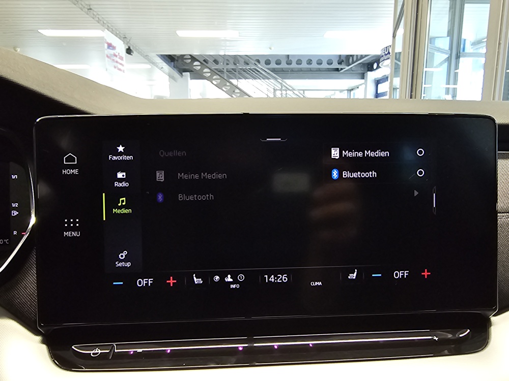 Skoda Octavia Combi  bei Hoffmann Automobile in Wolfsburg kaufen und sofort mitnehmen - Bild 12