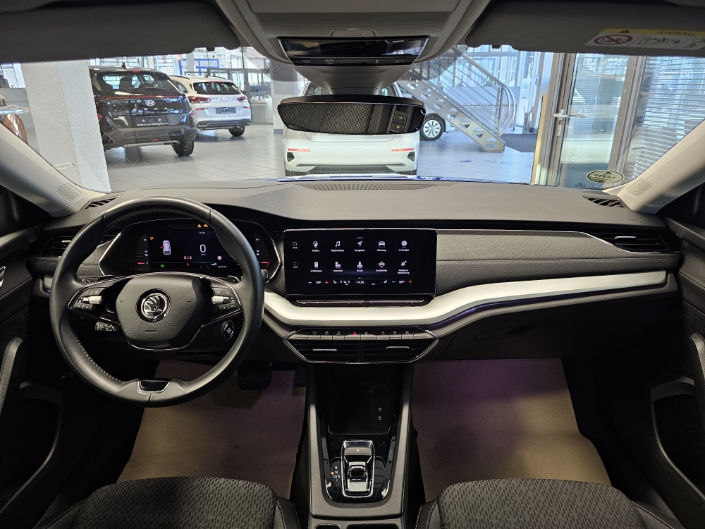 Skoda Octavia Combi  bei Hoffmann Automobile in Wolfsburg kaufen und sofort mitnehmen - Bild 6