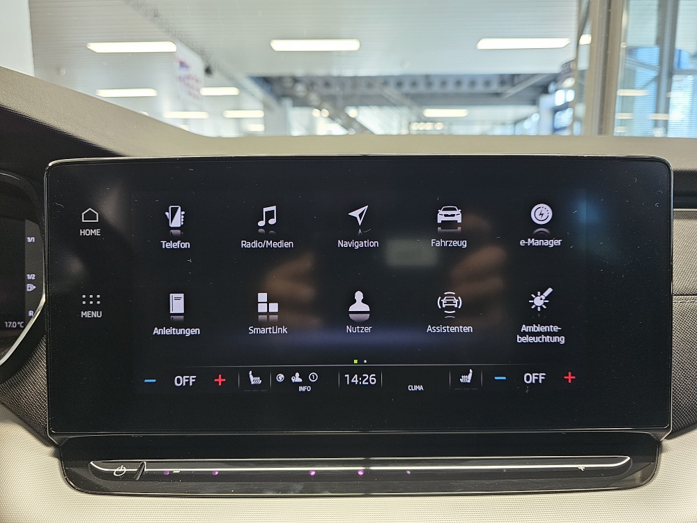 Skoda Octavia Combi  bei Hoffmann Automobile in Wolfsburg kaufen und sofort mitnehmen - Bild 9