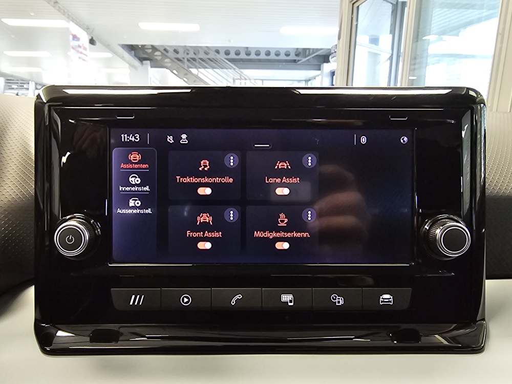 Seat Arona  bei Hoffmann Automobile in Wolfsburg kaufen und sofort mitnehmen - Bild 12