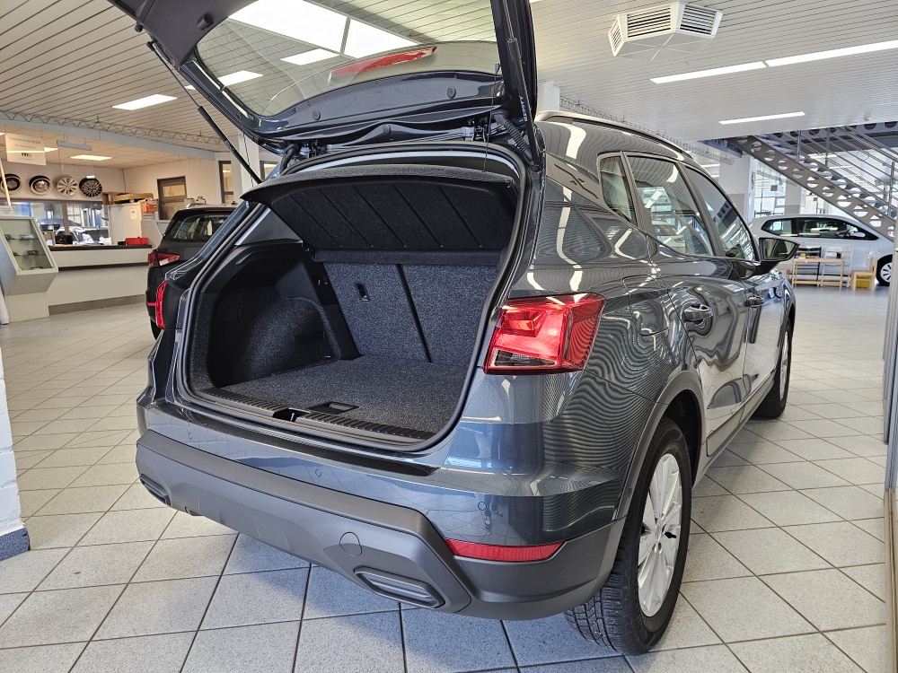 Seat Arona  bei Hoffmann Automobile in Wolfsburg kaufen und sofort mitnehmen - Bild 2