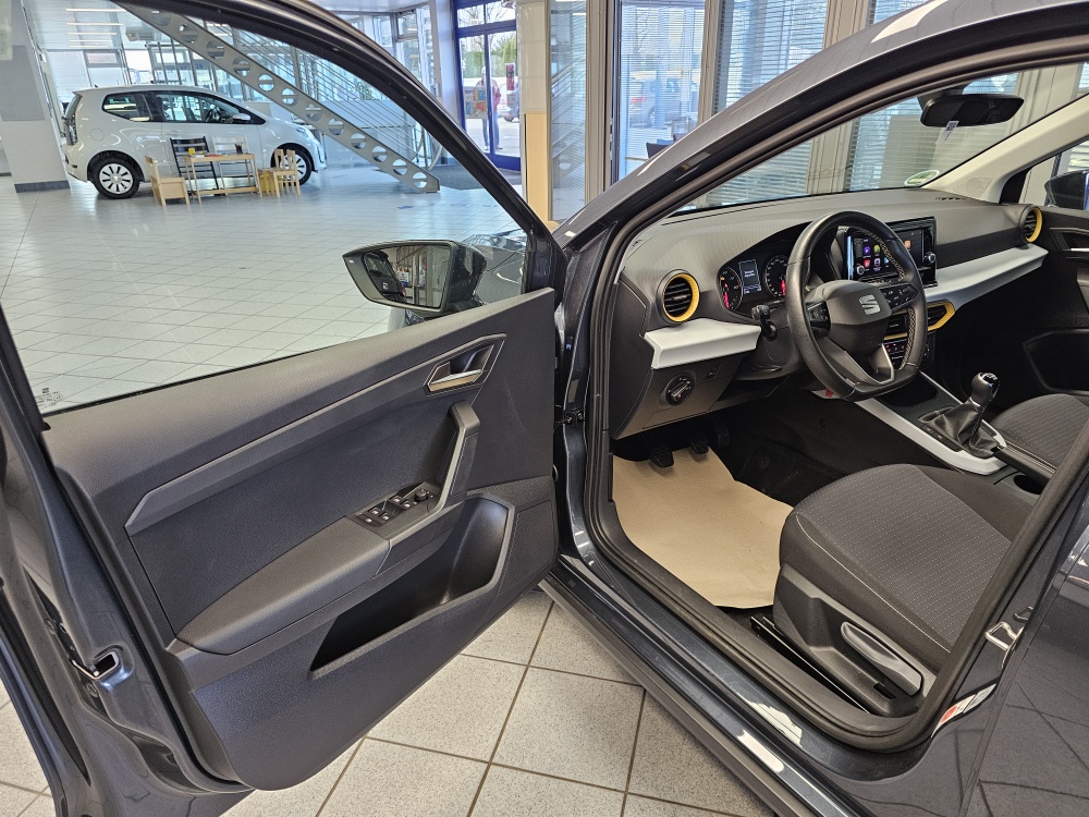 Seat Arona  bei Hoffmann Automobile in Wolfsburg kaufen und sofort mitnehmen - Bild 21