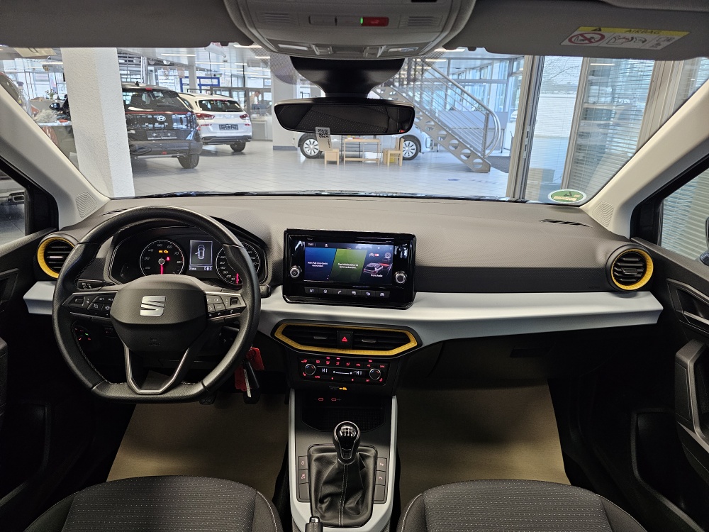 Seat Arona  bei Hoffmann Automobile in Wolfsburg kaufen und sofort mitnehmen - Bild 5