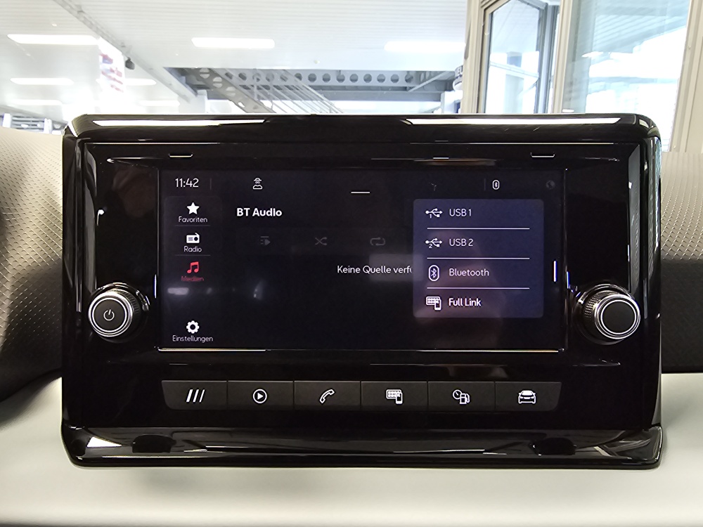 Seat Arona  bei Hoffmann Automobile in Wolfsburg kaufen und sofort mitnehmen - Bild 9