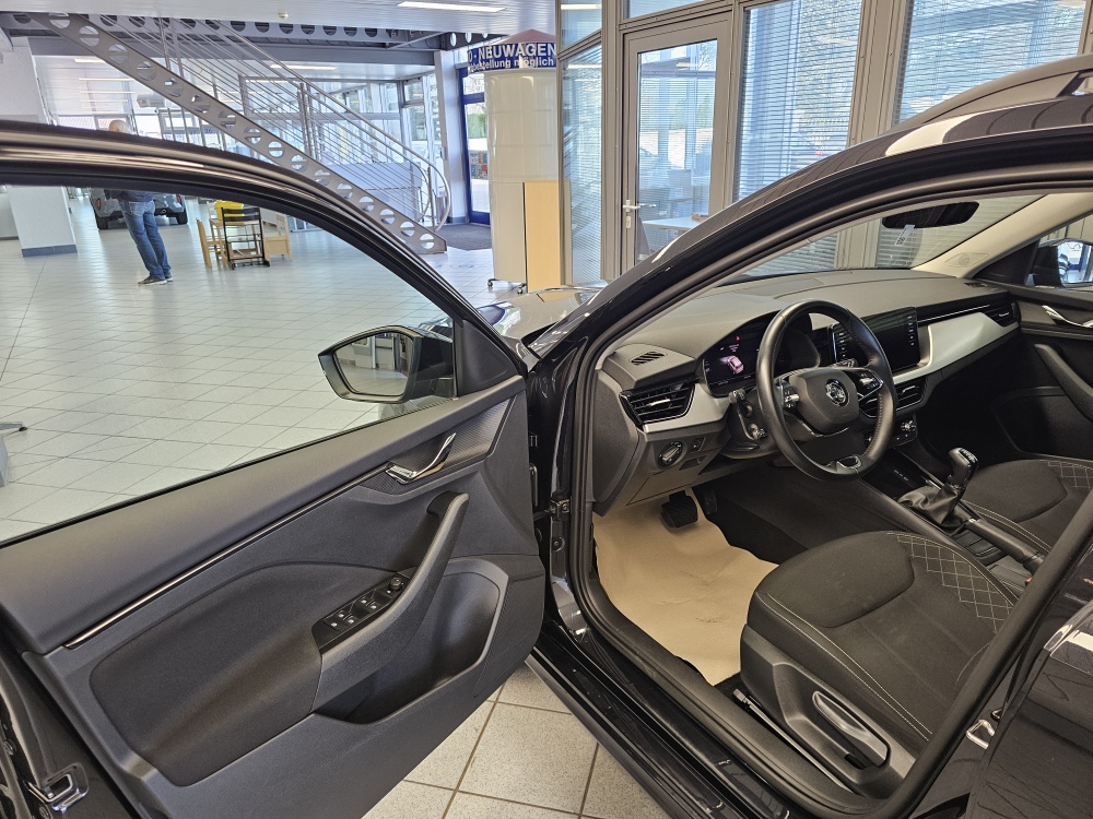 Skoda Kamiq bei Hoffmann Automobile in Wolfsburg kaufen und sofort mitnehmen - Bild 23