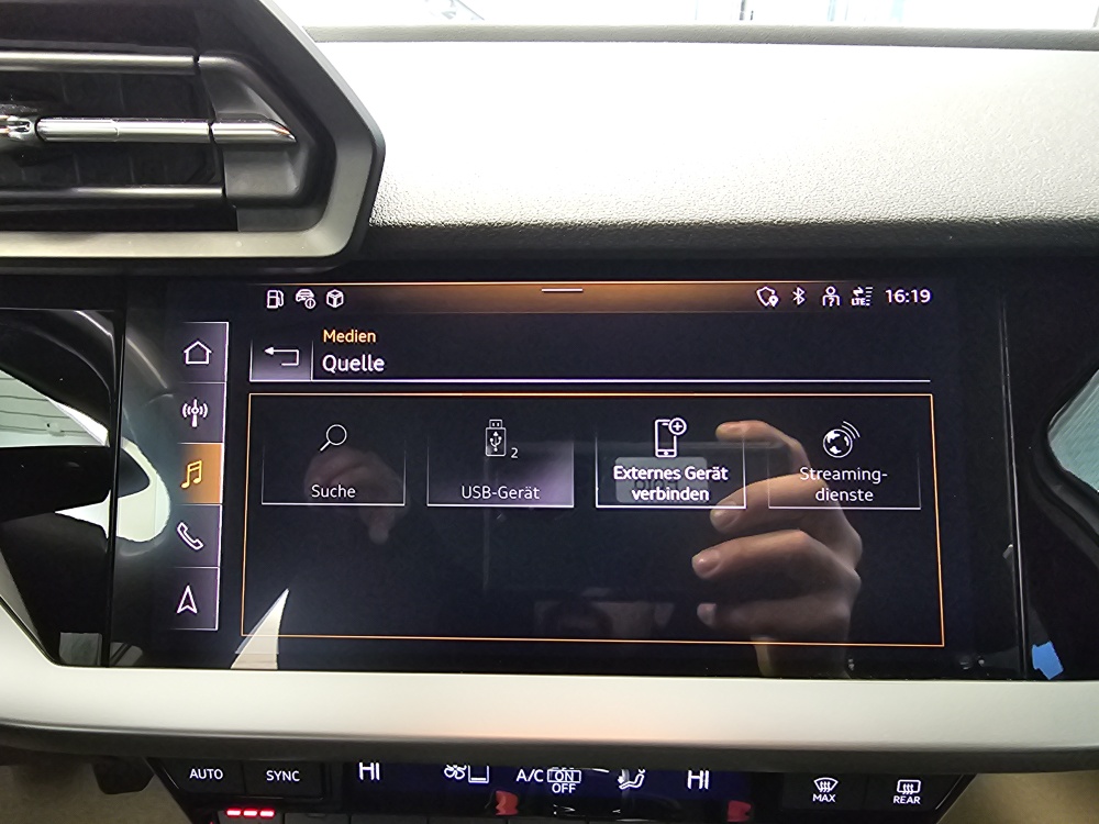 Audi A3 Sportback  bei Hoffmann Automobile in Wolfsburg kaufen und sofort mitnehmen - Bild 13