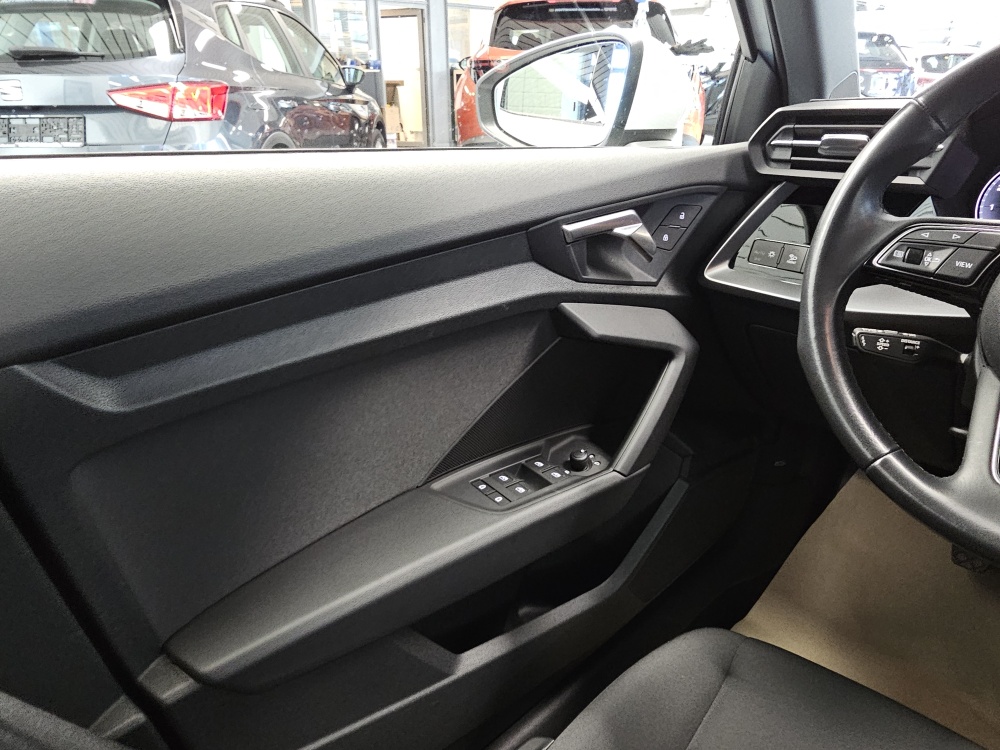 Audi A3 Sportback  bei Hoffmann Automobile in Wolfsburg kaufen und sofort mitnehmen - Bild 21