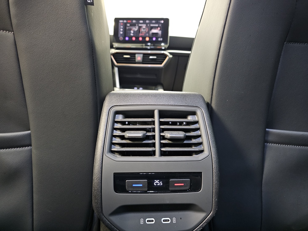 Cupra Formentor bei Hoffmann Automobile in Wolfsburg kaufen und sofort mitnehmen - Bild 6