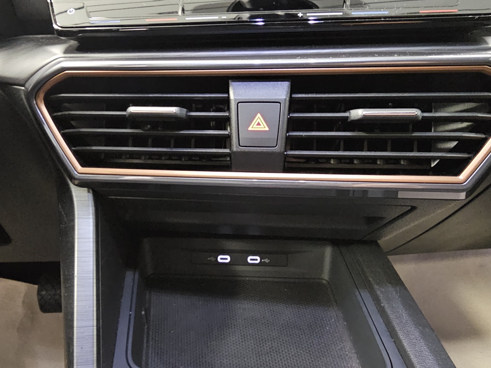 Cupra Formentor bei Hoffmann Automobile in Wolfsburg kaufen und sofort mitnehmen - Bild 9