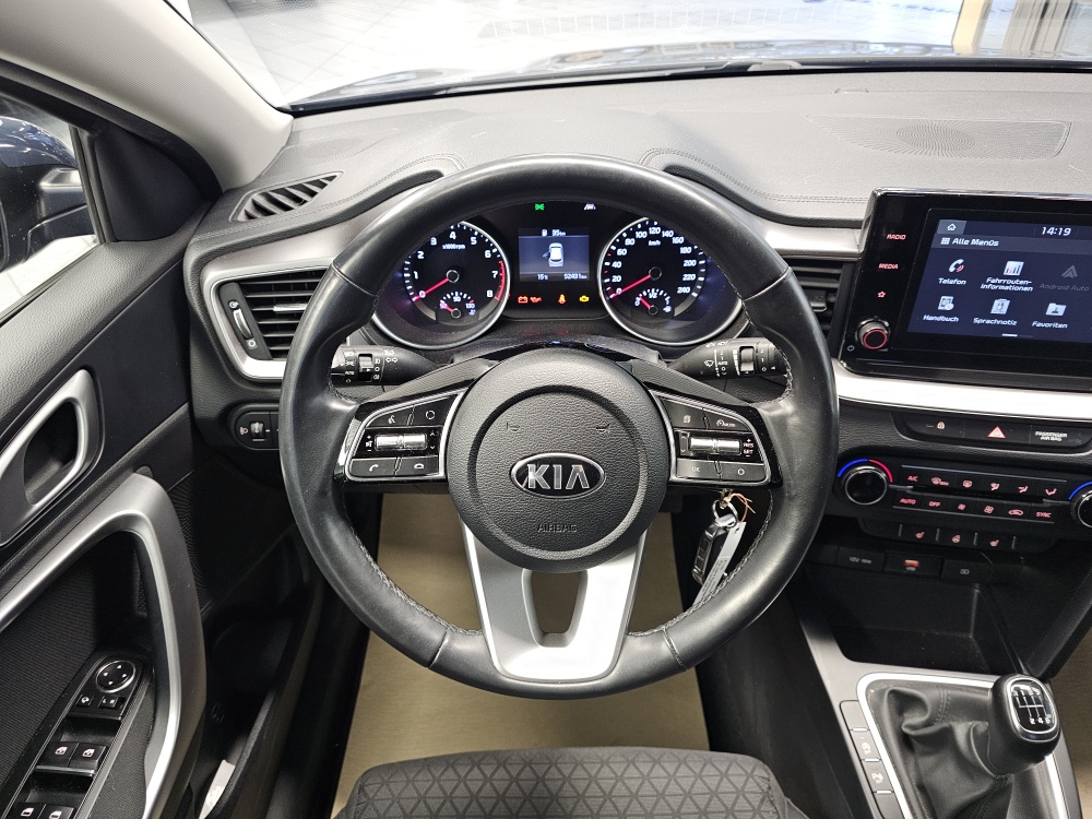 Kia Ceed  bei Hoffmann Automobile in Wolfsburg kaufen und sofort mitnehmen - Bild 16