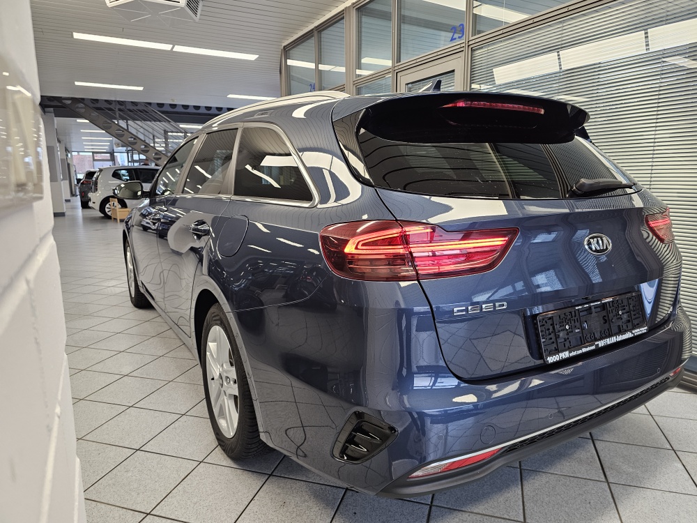 Kia Ceed  bei Hoffmann Automobile in Wolfsburg kaufen und sofort mitnehmen - Bild 3