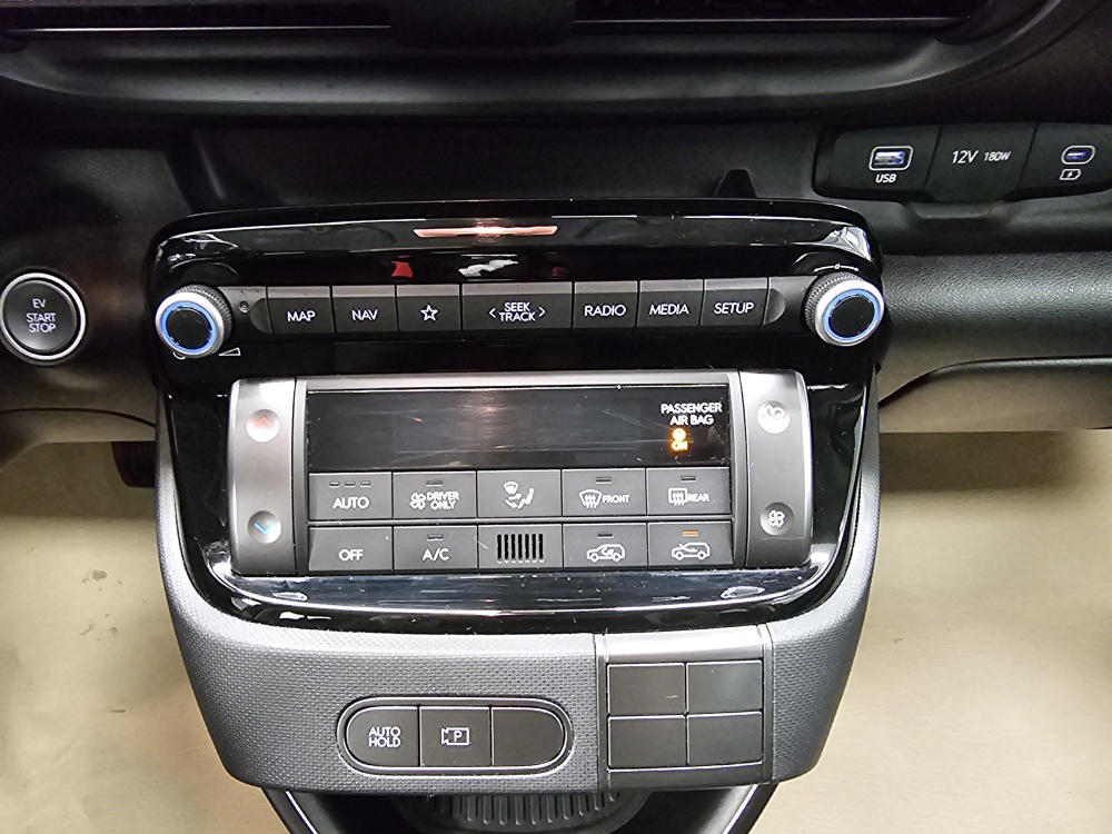 Hyundai Inster  bei Hoffmann Automobile in Wolfsburg kaufen und sofort mitnehmen - Bild 10