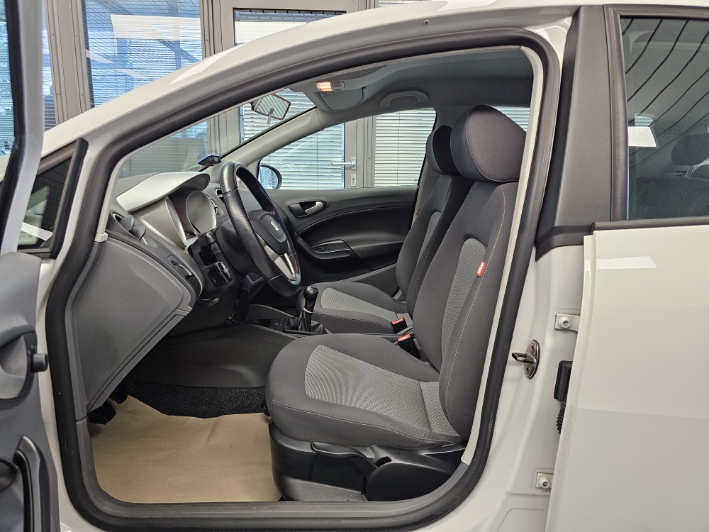 Seat Ibiza bei Hoffmann Automobile in Wolfsburg kaufen und sofort mitnehmen - Bild 12