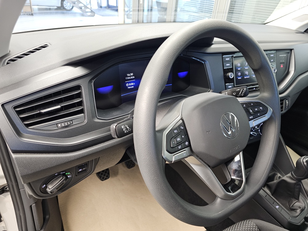 VW Polo bei Hoffmann Automobile in Wolfsburg kaufen und sofort mitnehmen - Bild 19